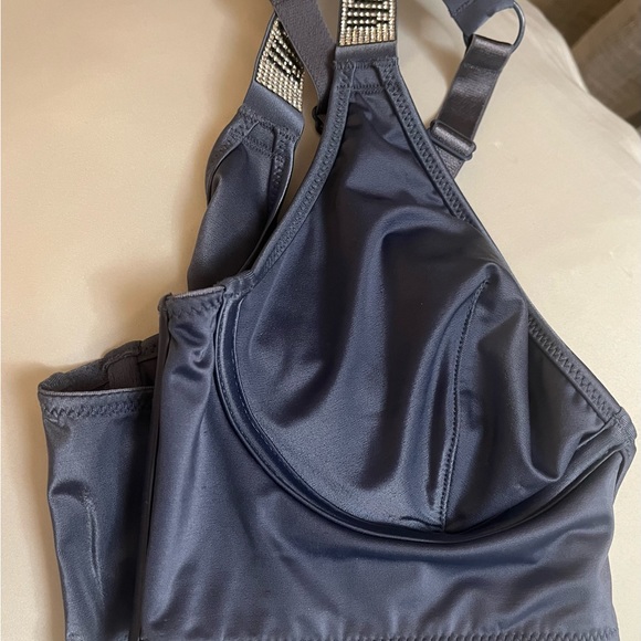 Victoria’s Secret Rhinestone bra - Picture 3 of 5